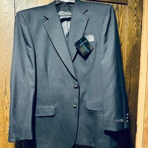 Classic Men's Navy Blazer